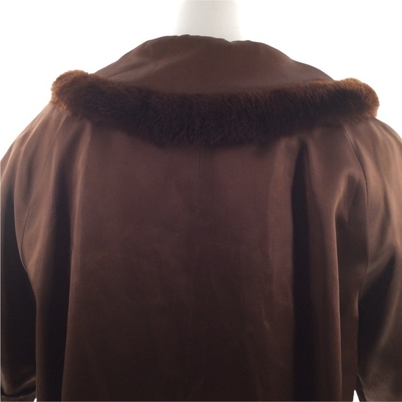 Vintage 1920s Art Deco Fur and Silk chocolate Brown Coat - Picture 6 of 16